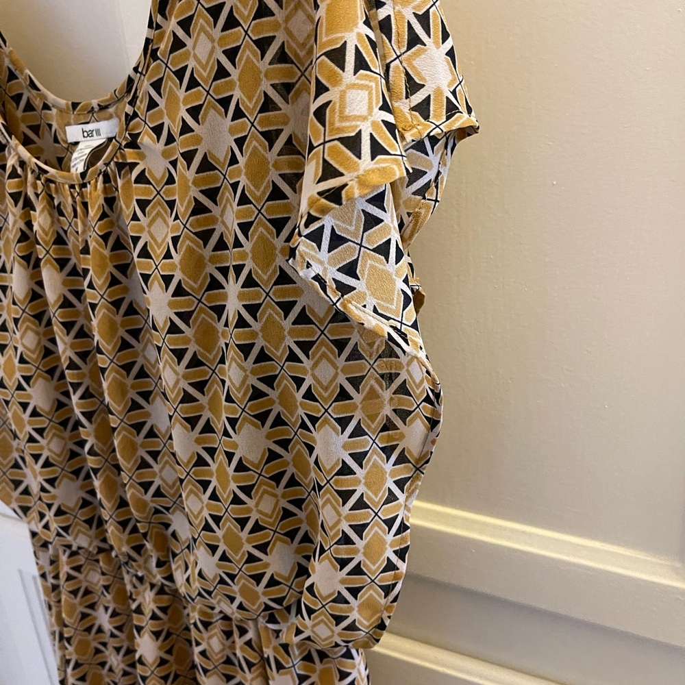 Lovely “Flutter” Dress With Elastic Cinched Waist… - image 2